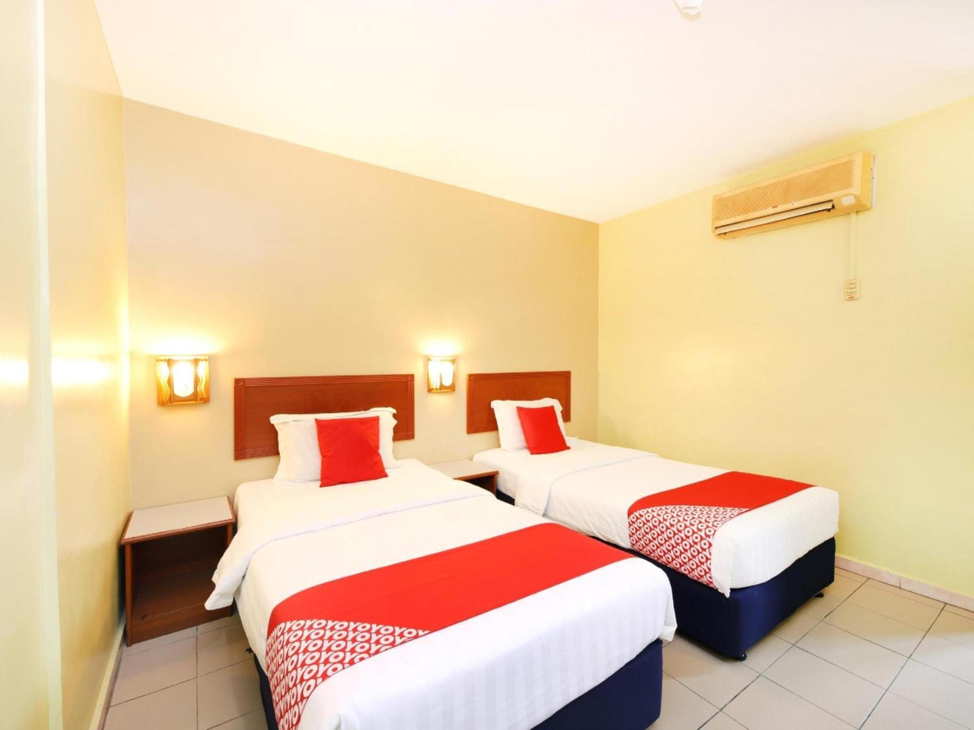 קלאנג Super Oyo 447 Comfort Hotel Meru מראה חיצוני תמונה