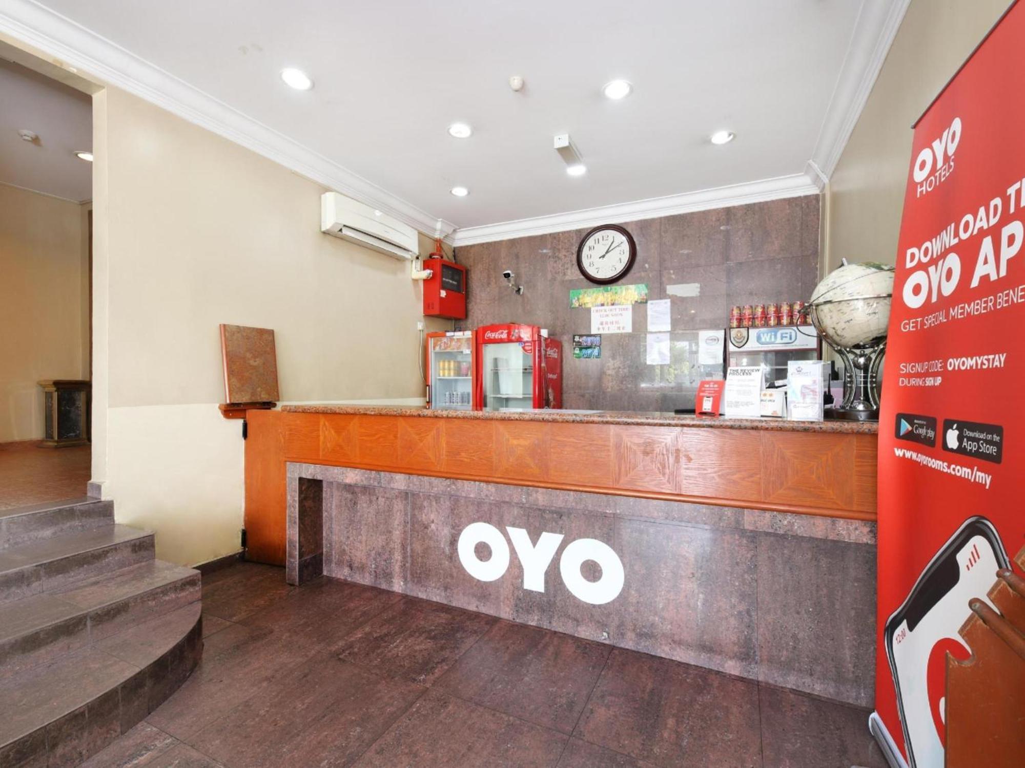 קלאנג Super Oyo 447 Comfort Hotel Meru מראה חיצוני תמונה